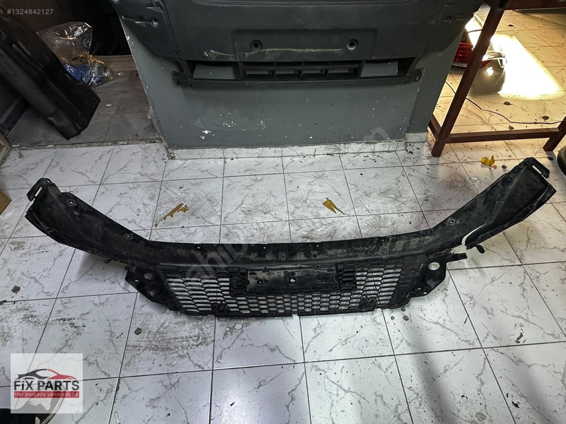 Peugeot 408 Tampon Izgarası
