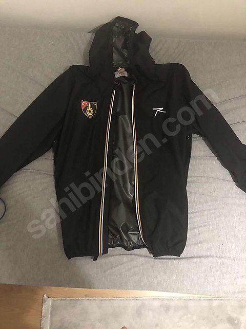 Yağmurluk (İstanbulspor)