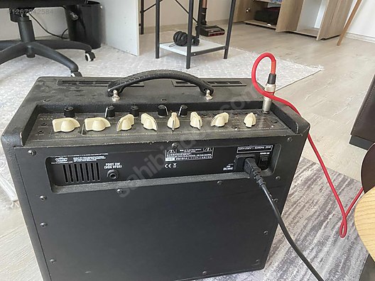 Vox Valvetronix+ VT20 amp - Gitar Amfisi ve Diğer Enstrüman Yan