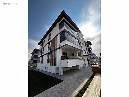 PARSEL GAYRİMENKUL'DEN DEMİRKENT'DE SATILIK LÜKS 4+1 DAİRE #1269842704