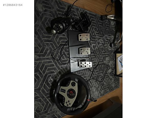 Used & Brand New Items / Gaming & Gamers Exclusive / Gaming Equipment / PC Game Racing Wheels