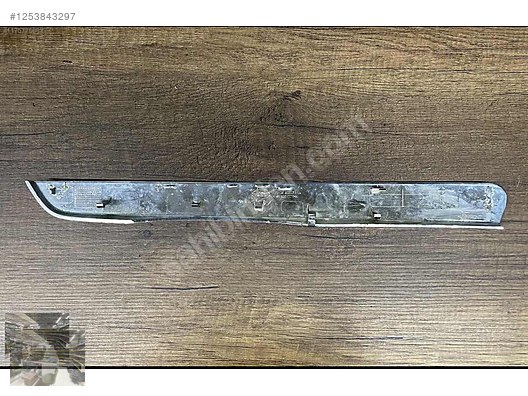 RANGE ROVER SPORT L320 SOL ÖN KAPI ÇITASI NİKELAJI AH3226657 ORJ