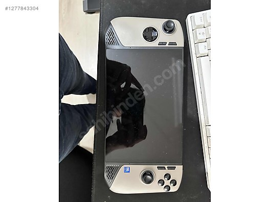 İkinci El ve Sıfır Alışveriş / Oyunculara Özel / Oyun Konsolu / MSI Claw