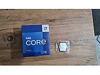 İntel i713700 30M Cache, 5.20 Ghz. kutulu sorunsuz Vatan fatura #1283844028