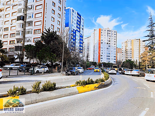 BEYLİKDÜZÜ BARIŞ MAHALLESİN DE ÖZEL DEKORİZE EDİLMİŞ SATILIK 3+1 #1285844187