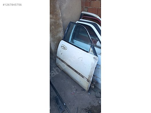Mazda 626 sağ ön kapı - İlan ve alışverişte ilk adres sahibinden
