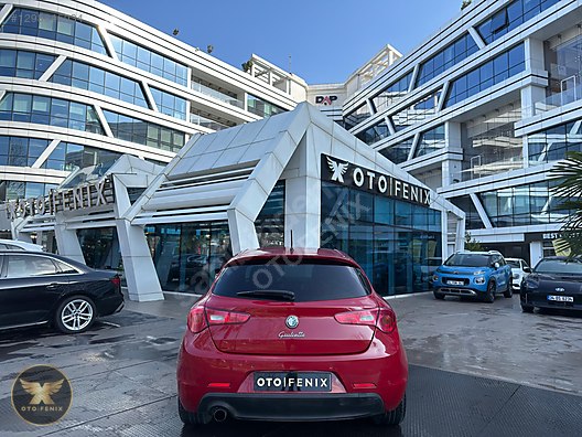 OTOFENİX 2012 GIULIETTA 1.4 TB MULTIAIR DISTINCTIVE 225.000 KM