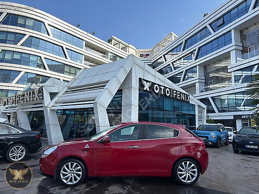 OTOFENİX 2012 GIULIETTA 1.4 TB MULTIAIR DISTINCTIVE 225.000 KM