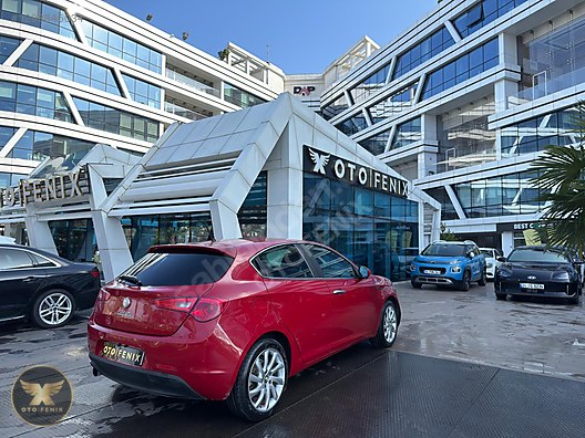 OTOFENİX 2012 GIULIETTA 1.4 TB MULTIAIR DISTINCTIVE 225.000 KM