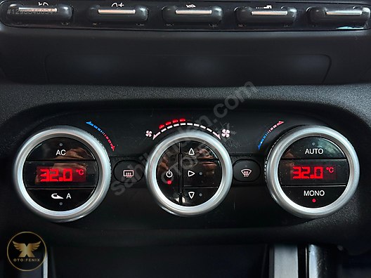 OTOFENİX 2012 GIULIETTA 1.4 TB MULTIAIR DISTINCTIVE 225.000 KM