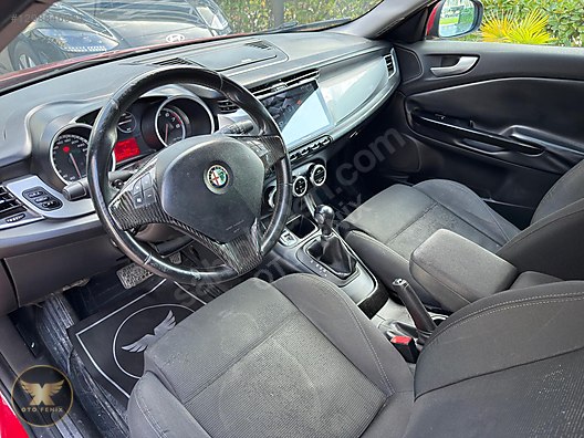 OTOFENİX 2012 GIULIETTA 1.4 TB MULTIAIR DISTINCTIVE 225.000 KM
