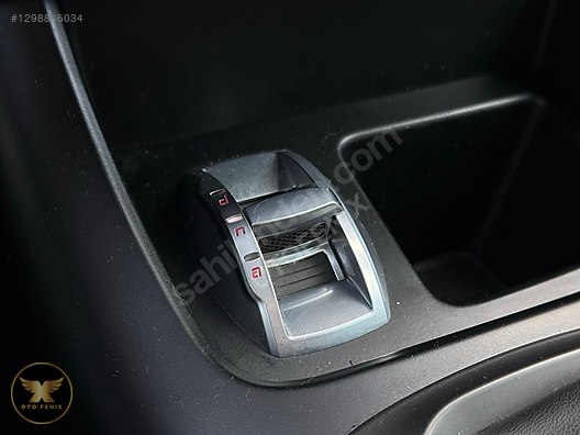 OTOFENİX 2012 GIULIETTA 1.4 TB MULTIAIR DISTINCTIVE 225.000 KM