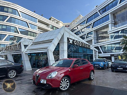 OTOFENİX 2012 GIULIETTA 1.4 TB MULTIAIR DISTINCTIVE 225.000 KM