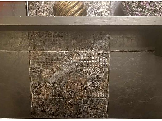 Used & Brand New Items / Home Decor / Furniture / Den & Living Room / TV Unit