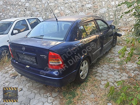 2001 MODEL ELEGANCE 1.6 16 v