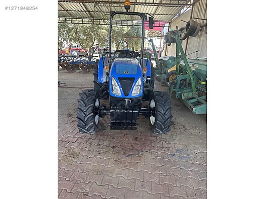 Machinery / Agricultural Machines / Tractors / New Holland / TD4.80B