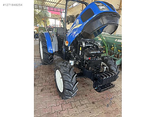 Machinery / Agricultural Machines / Tractors / New Holland / TD4.80B