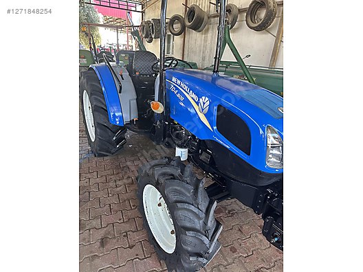Machinery / Agricultural Machines / Tractors / New Holland / TD4.80B