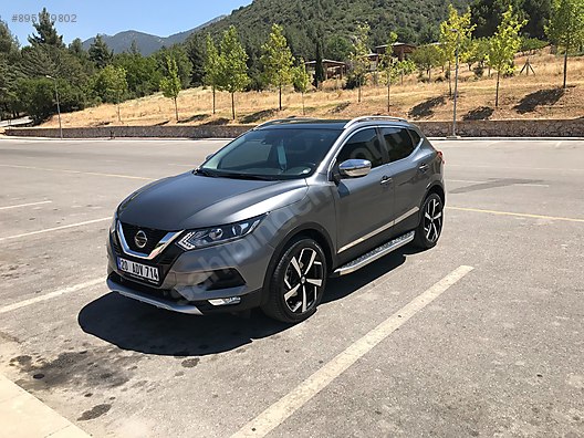 Nissan Qashqai 1 6 Dci Sky Pack Qashqai 2018 Hatasiz Cam Tavan Servis Bakimli Sahibinden Comda 895849802