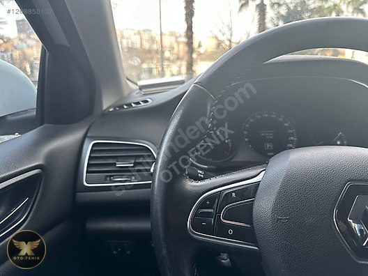 OTOFENİX 2020 RENAULT MEGANE 1.5 BLUE DCI TOUCH OTOMATİK