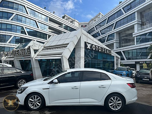 OTOFENİX 2020 RENAULT MEGANE 1.5 BLUE DCI TOUCH OTOMATİK