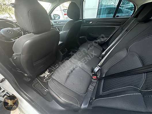 OTOFENİX 2020 RENAULT MEGANE 1.5 BLUE DCI TOUCH OTOMATİK