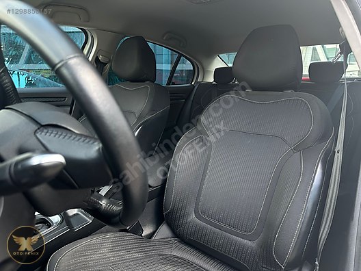OTOFENİX 2020 RENAULT MEGANE 1.5 BLUE DCI TOUCH OTOMATİK