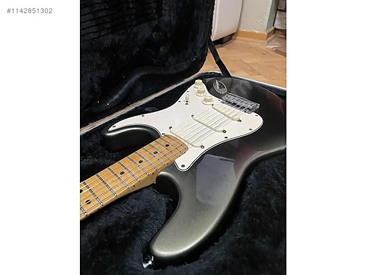 Stratocaster plus store