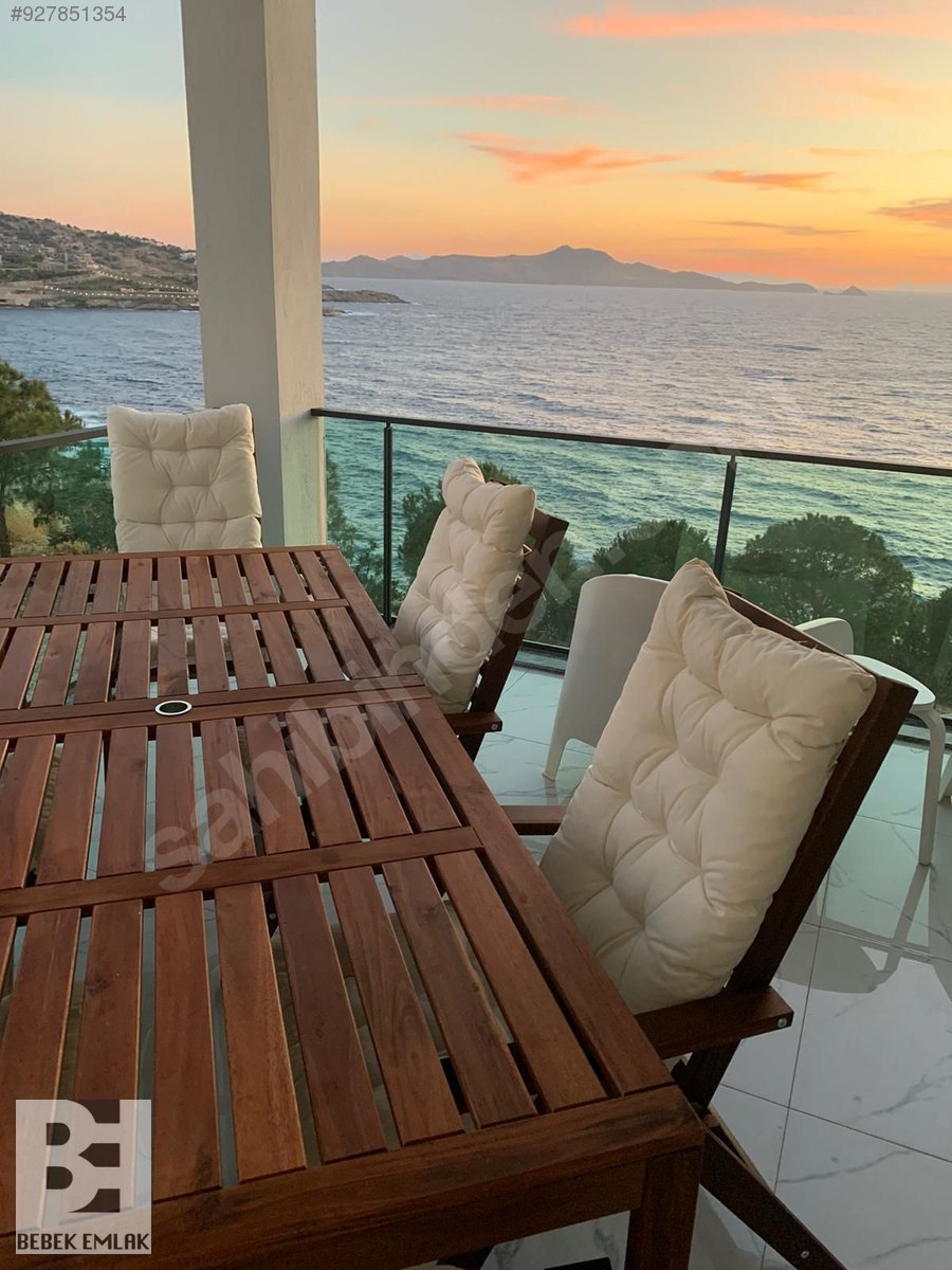 BEBEK EMLAK�TAN YALIKAVAK�TA SİTE İÇİNDE DENİZE SIFIR