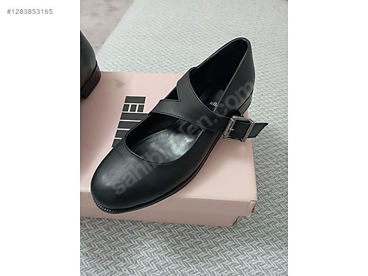 Kadın Topuksuz Klasik Ayakkabı