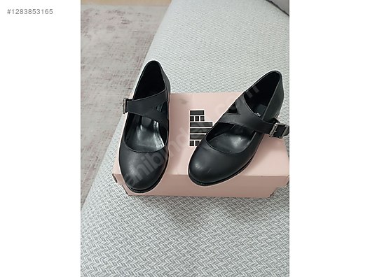 İkinci El ve Sıfır Alışveriş / Giyim & Aksesuar / Kadın / Ayakkabı / Topuksuz Klasik