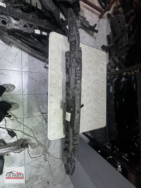 Mercedes E Tampon Demiri
