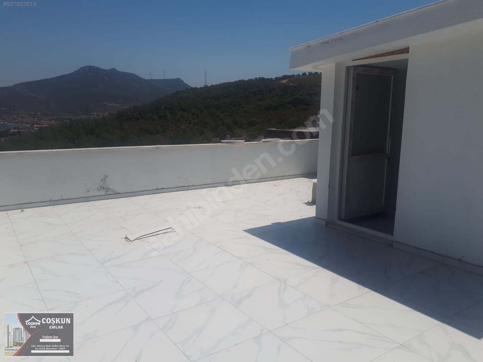 COŞKUN EMLAKTAN YENİFOÇA FATİH MAHALLESİNDE SATILIK LÜX DUBLEX