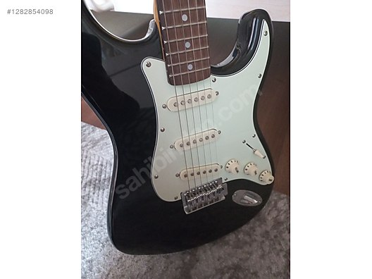 İkinci El ve Sıfır Alışveriş / Müzik / Müzik Aletleri / Telli Çalgılar / Gitar / Elektro