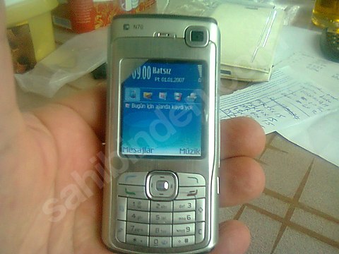 Nokia N70 Cep Telefonu.İkinci el,Sorunsuz.Sıfır kapaklı.Kayıtlı