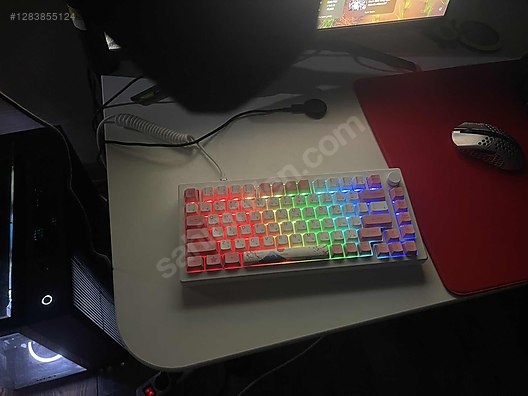 Used & Brand New Items / Gaming & Gamers Exclusive / Gaming Equipment / Gaming Keyboard