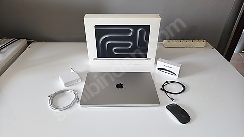 Apple M3 Pro çipli 16 inç MacBook Pro + Magic Mouse