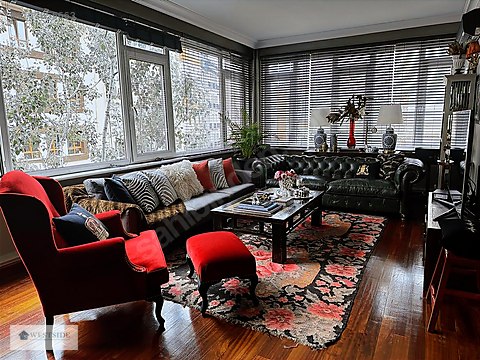 TEŞVİKİYE'DE ÖZEL DEKORASYONLU EŞYALI KİRALIK 2+1...