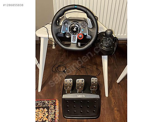 Used & Brand New Items / Gaming & Gamers Exclusive / Gaming Equipment / PC Game Racing Wheels