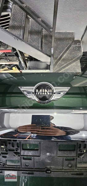 41002758392 – MİNİ COOPER R57 BAGAJ KAPAGİ