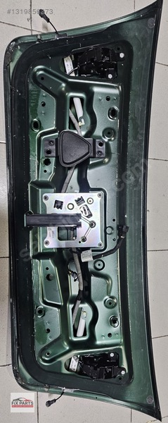 41002758392 – MİNİ COOPER R57 BAGAJ KAPAGİ