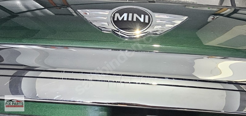 41002758392 – MİNİ COOPER R57 BAGAJ KAPAGİ