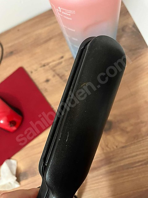 Arzum Mona Sense saç düzleştirici geniş siyah