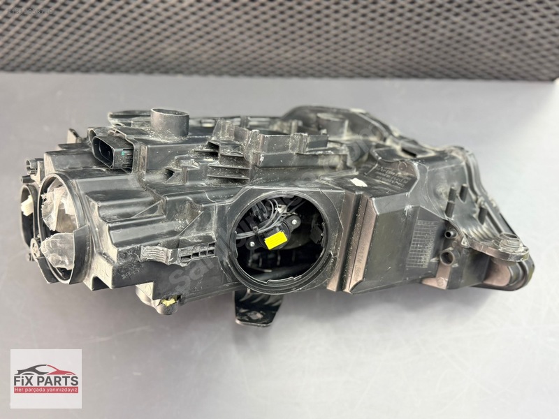 8V0941006E – AUDİ A3 V8 SAG ON FAR