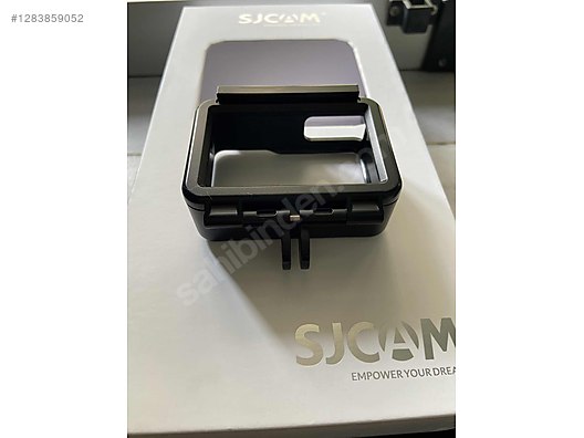 Used & Brand New Items / Cameras & Photographic Equipment / Video Cameras & Camcorders / Action Cameras