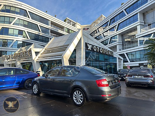 OTOFENİX 2015 SKODA OCTAVİA 1.6 TDI STYLE CR. DSG 215.000 KM