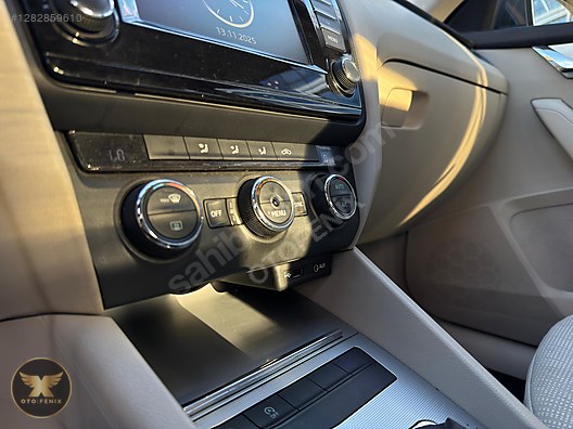 OTOFENİX 2015 SKODA OCTAVİA 1.6 TDI STYLE CR. DSG 215.000 KM