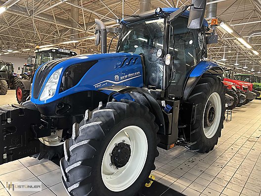 Machinery / Agricultural Machines / Tractors / New Holland / TR6.125S