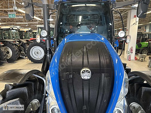 Machinery / Agricultural Machines / Tractors / New Holland / TR6.125S