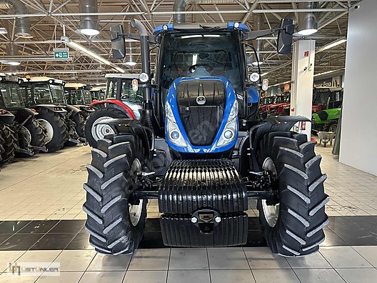 Machinery / Agricultural Machines / Tractors / New Holland / TR6.125S
